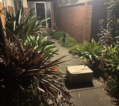 Codex Couriers - Albury, NSW. A 20kg box plus fragile parcel left out in the weather