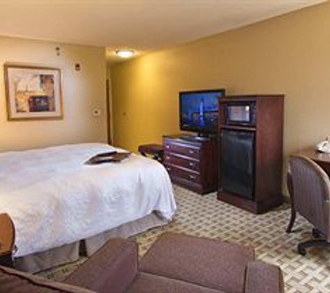 Hampton Inn Jacksonville-Downtown-I-95 - Jacksonville, FL