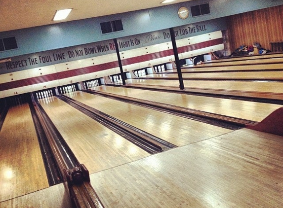 Central Park Lanes - East Boston, MA