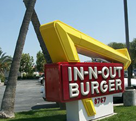 In-N-Out Burger - Downey, CA