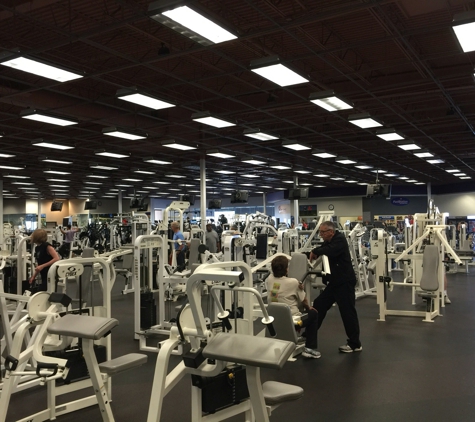 24 Hour Fitness - Aurora, CO