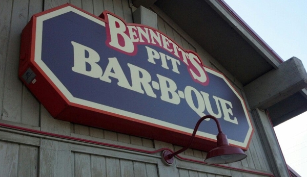 Bennett's Pit Bar-B-Que - Pigeon Forge, TN