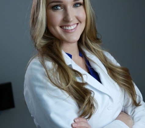 Dr. Amanda Jean Denton, DDS - Desoto, TX