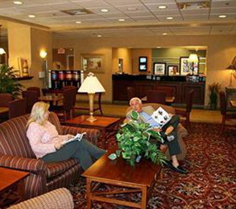 Hampton Inn Tampa-Veterans Expwy (Airport North) - Tampa, FL