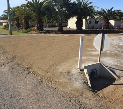 Hanlon Excavation and Demolition - Alloway, QLD. Driveway Construction & Repairs. Culverts & Drains