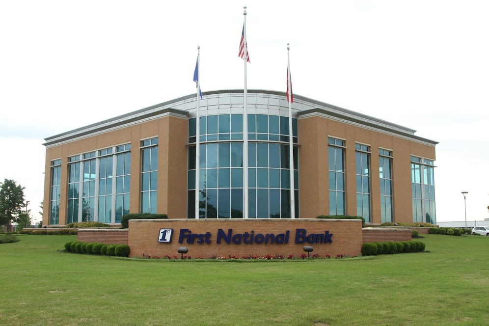 First National Bank 3701 S Pinnacle Hills Pkwy, Rogers, AR 72758