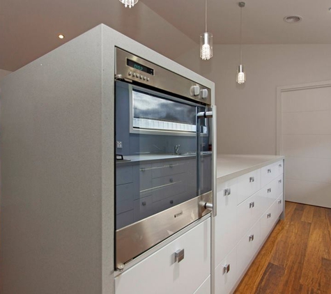 Granite Transformations ML & JK Bottrell - Illowa, VIC