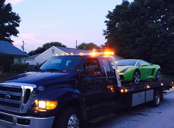 J & R Towing and Recovery