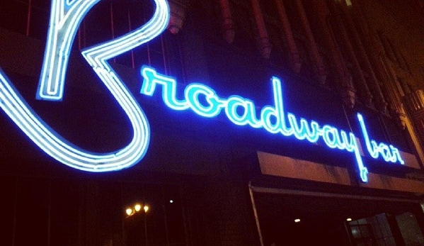 Broadway Bar - Los Angeles, CA