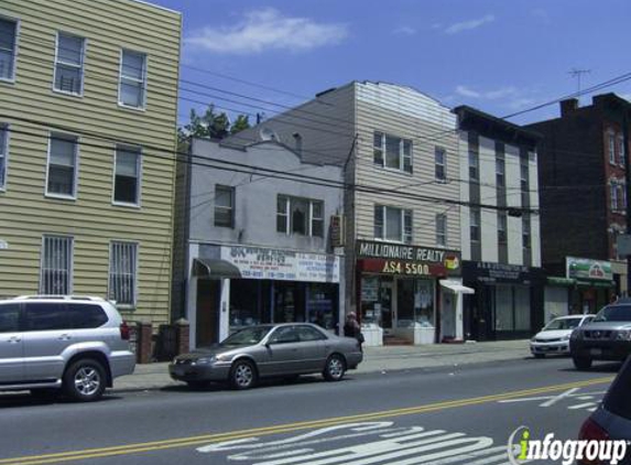 A & M Newspaper Distribution - Astoria, NY