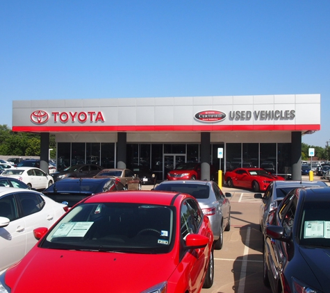 Freeman Toyota - Hurst, TX