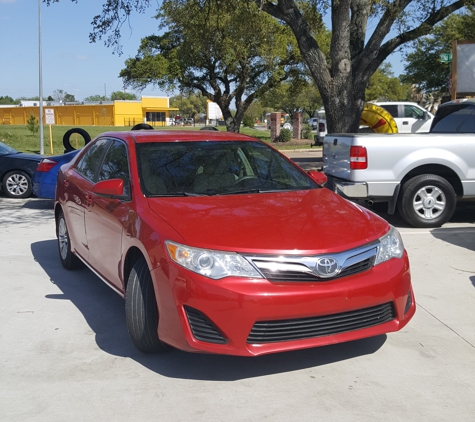 Steven Auto Sales - Katy, TX. 2012 Toyota Camry LE
Cash only $9000 
Has around 78 thousand miles 
Has Clean Title 
More than welcome to stop by and test drive