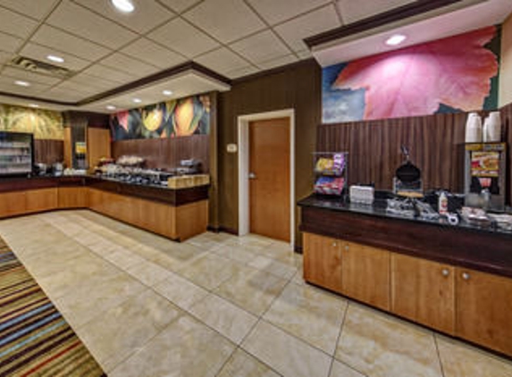 Fairfield Inn & Suites - Warr Acres, OK