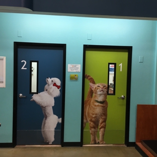 Banfield Pet Hospital - Greensboro, NC