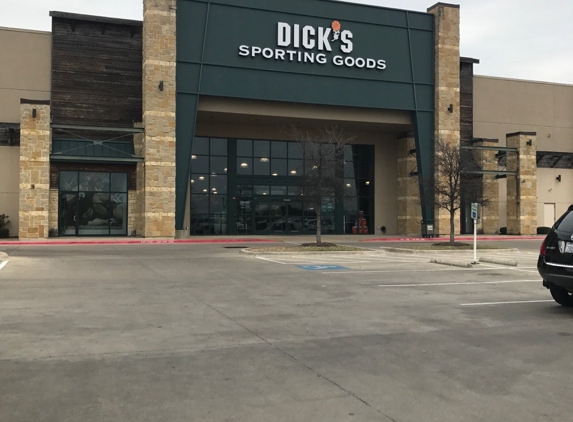 DICK'S Sporting Goods - Bee Cave, TX