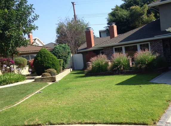 OC Landscape Maintenance - Santa Ana, CA