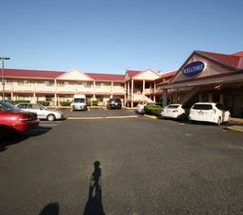 Welcome Everett Inn - Everett, WA