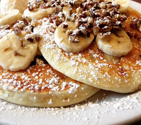 Traditional Pancake House Restaurant - Greendale, WI