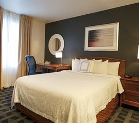 TownePlace Suites by Marriott Dulles Airport - Sterling, VA