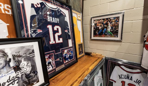 Fadders Sports Memorabilia - Keller, TX