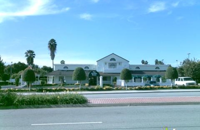 The Garden Room Wedding Chapel Banquet Facilities 801 N Beach