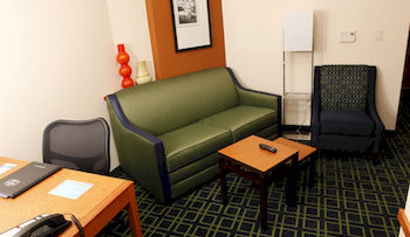 Fairfield Inn & Suites - Rockford, IL