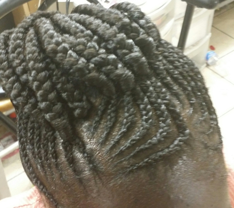 Touba Ndindy African Hair Braiding - Baltimore, MD