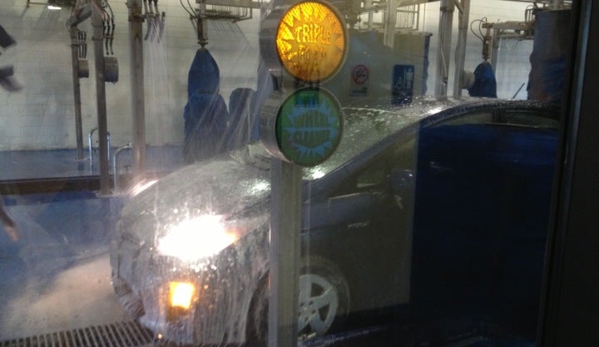 Flagship Carwash - Gainesville, VA