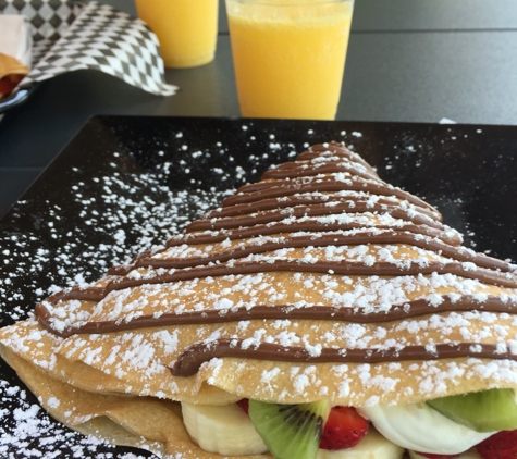 Crepe Vine - Altamonte Springs, FL