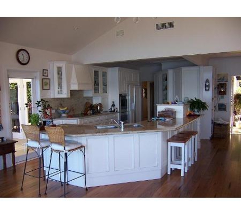M & R Kitchens