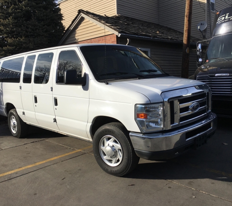 Sunset Luxury Limousines - Westminster, CO