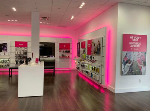 T-Mobile - Huntington Park, CA