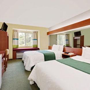 Microtel Inn & Suites by Wyndham Thomasville/High Point/Lexi - Thomasville, NC