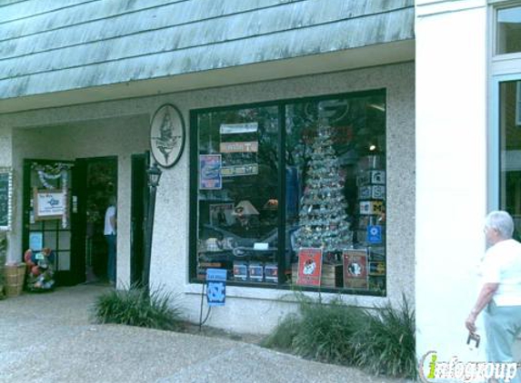 Latorres Gallery & Gift Shop - Fernandina Beach, FL