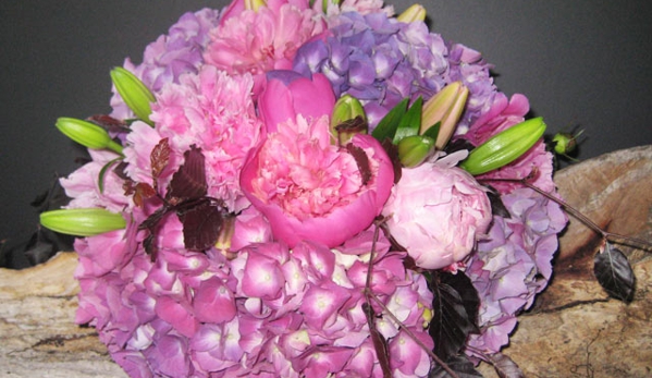 Newport Florist - Newport, NSW