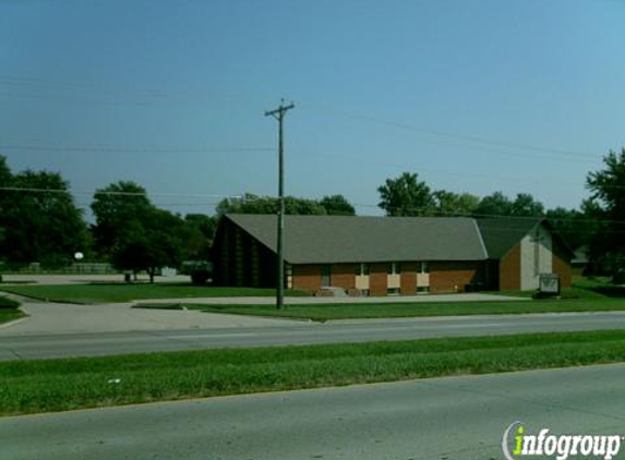 Douglas Avenue Free Methodist Church - Urbandale, IA