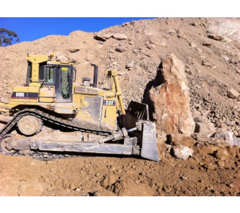 Peters Earthmoving Pty Ltd - Blayney, NSW