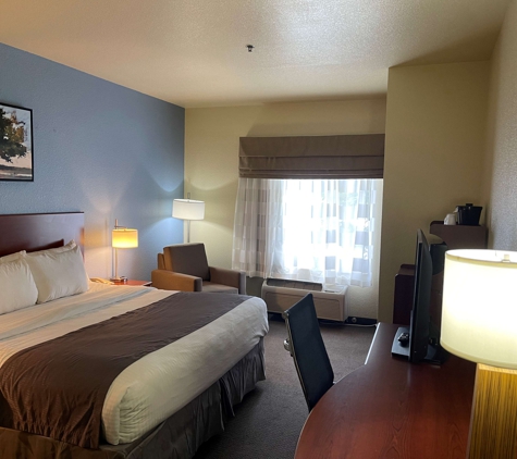 Best Western Coffeyville Central Business District Inn and Suites - Coffeyville, KS