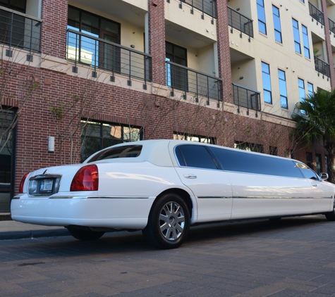 Action limousine - Houston, TX