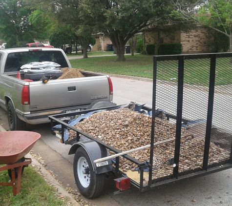 Scott's Lawn Service - Navasota, TX. 2