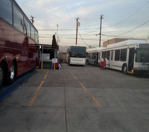 La Mobo Bus Service - Covina, CA