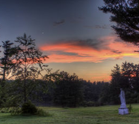 Highland Lake Inn & Resort - Flat Rock, NC