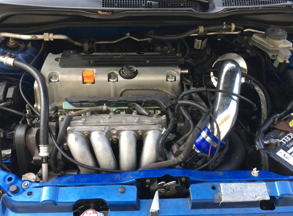 Sunshine State JDM Engines - Orlando, FL. Old motor went out dropped this one in from sunshine Jdm motor went out under 50 miles stock no mods just the intake. Factory intake no fit