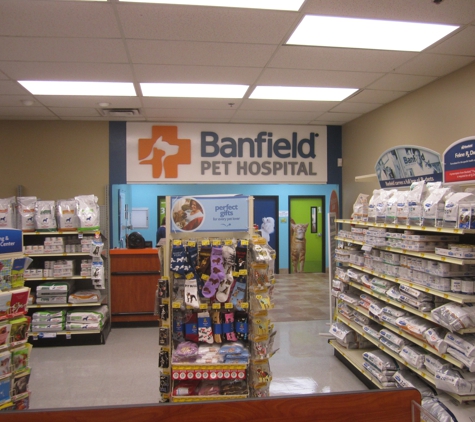 Banfield Pet Hospital - Springfield, VA