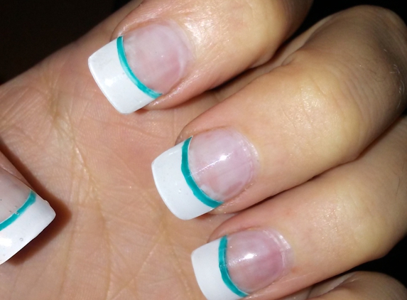 3D Nails & Spa - Conroe, TX. Worst nails ever!! Never wasting my money again here