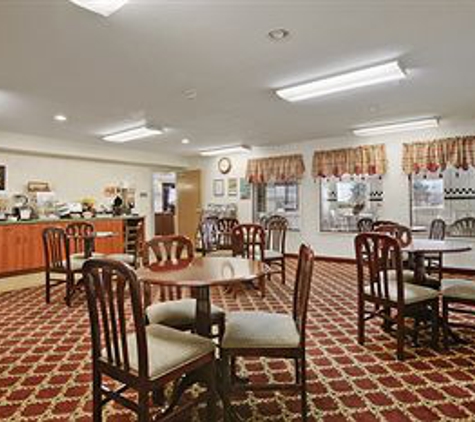 Toppenish Inn & Suites - Toppenish, WA