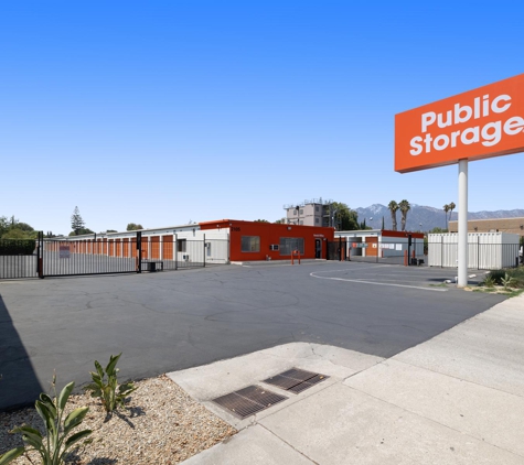 Public Storage - Monrovia, CA