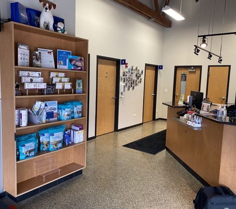 VCA Animal Care Center of Chicago - Chicago, IL