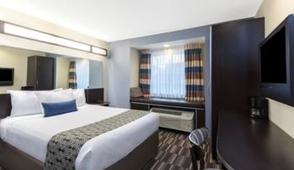 Microtel Inn & Suites by Wyndham Baton Rouge Airport - Baton Rouge, LA