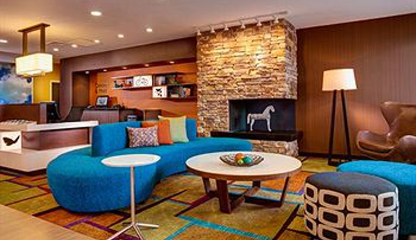 Fairfield Inn & Suites - Columbia, TN